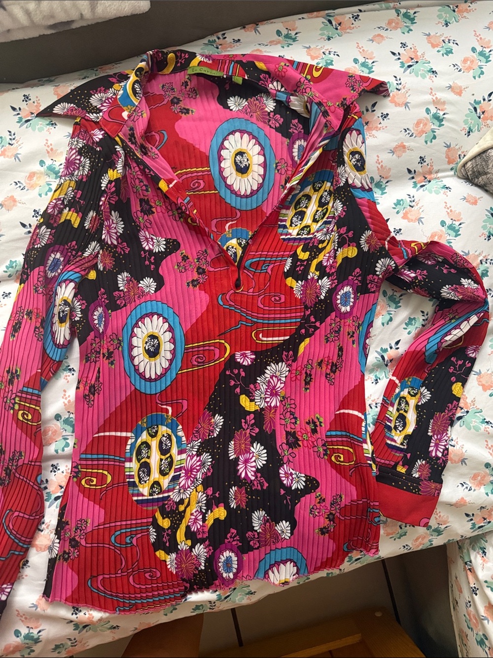 Bright Floral Collared Top in Pink & Black